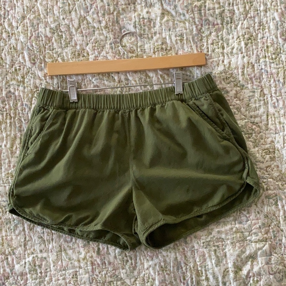 Madewell camp shorts